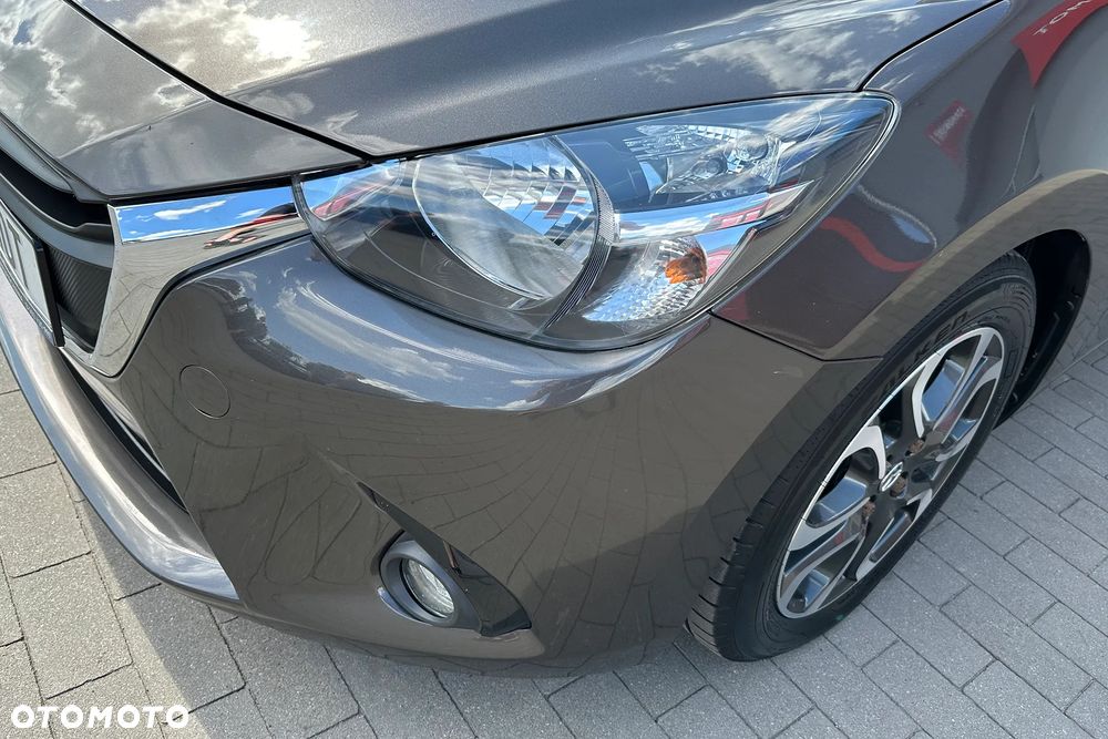 Mazda 2 - 15