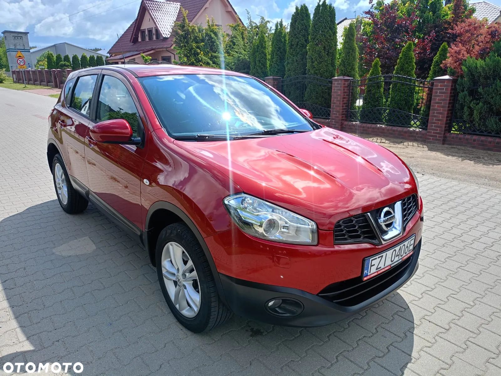 Nissan Qashqai - 1