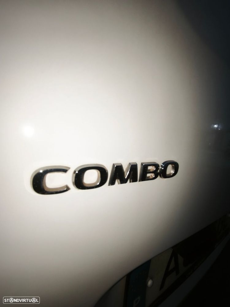 Opel Combo 1.5 CDTi - 24