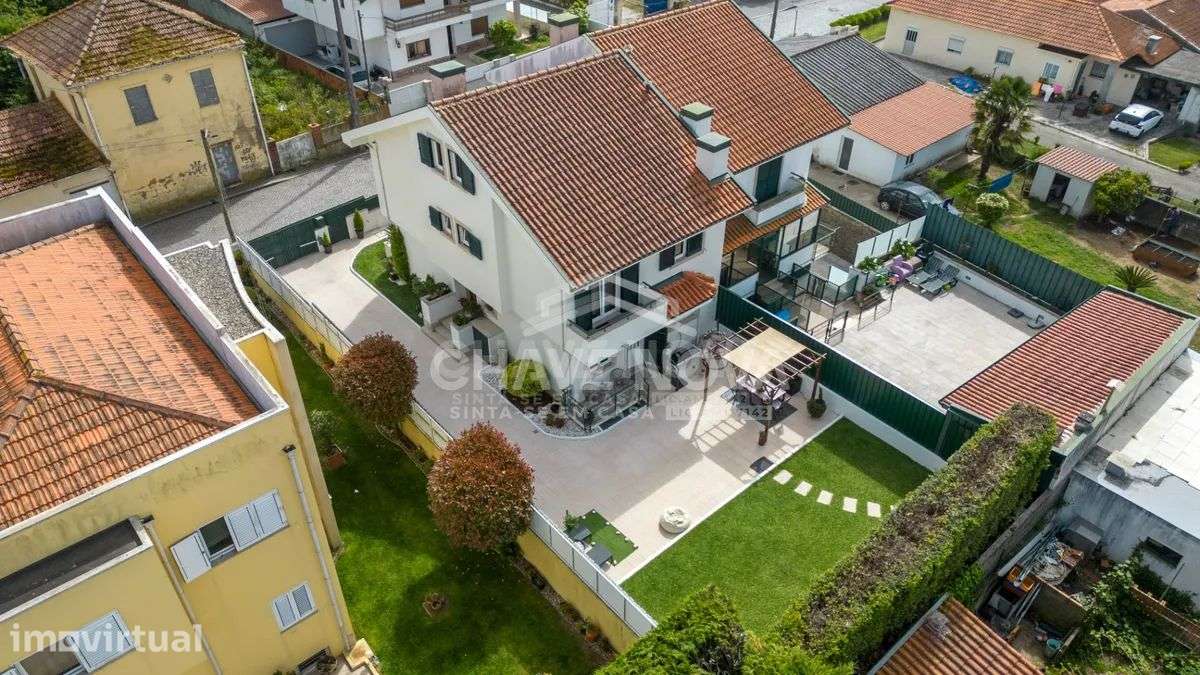 Moradia T4+1 c/Jardim | Gulpilhares - Grande imagem: 4/40