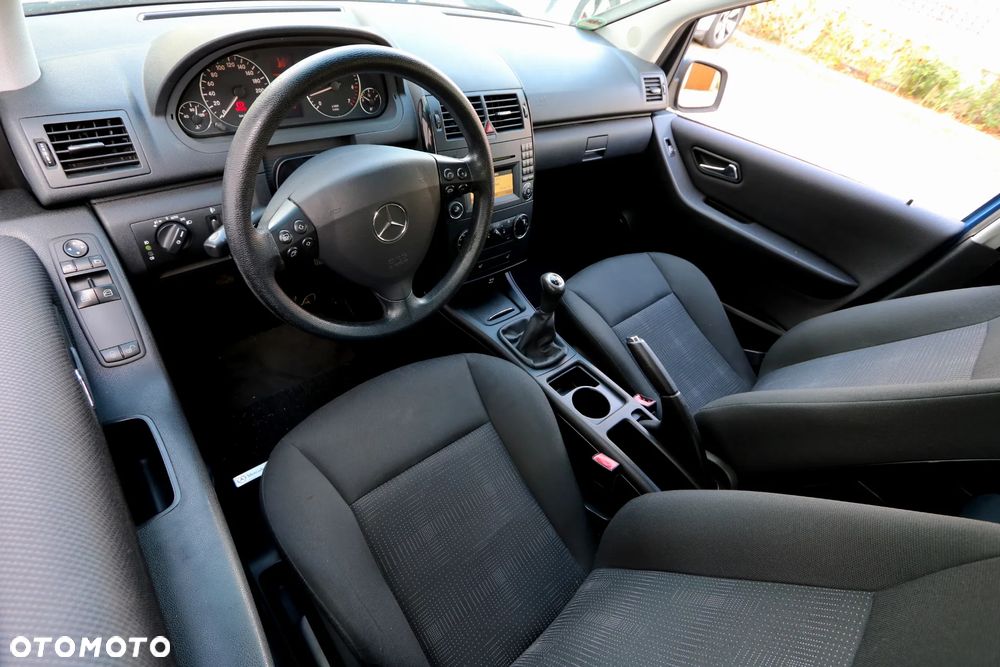 Mercedes-Benz Klasa A 170 Avantgarde - 25