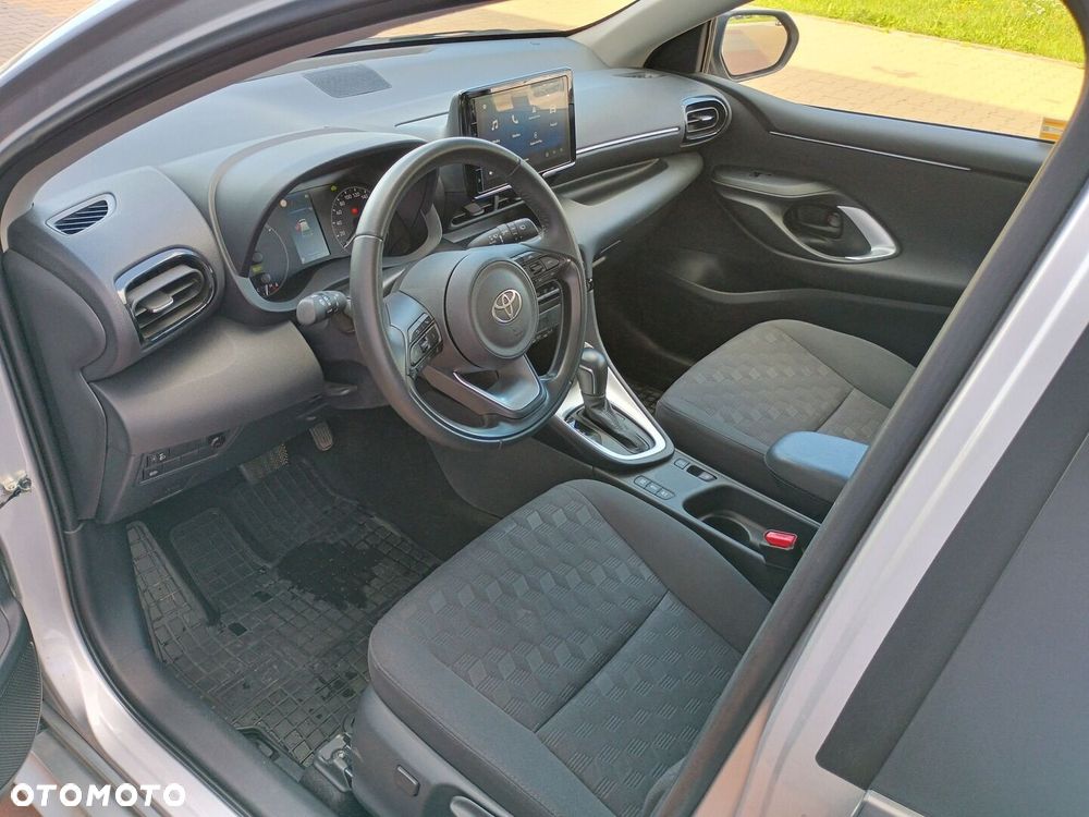 Toyota Yaris - 7