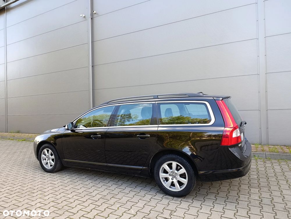Volvo V70 2.5T Momentum - 18