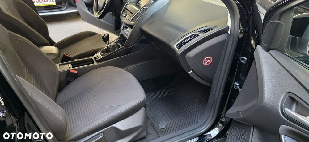 Ford Focus - 17