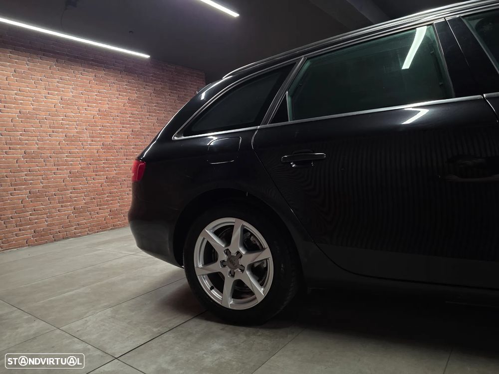 Audi A4 Avant 2.0 TDI Sport - 16