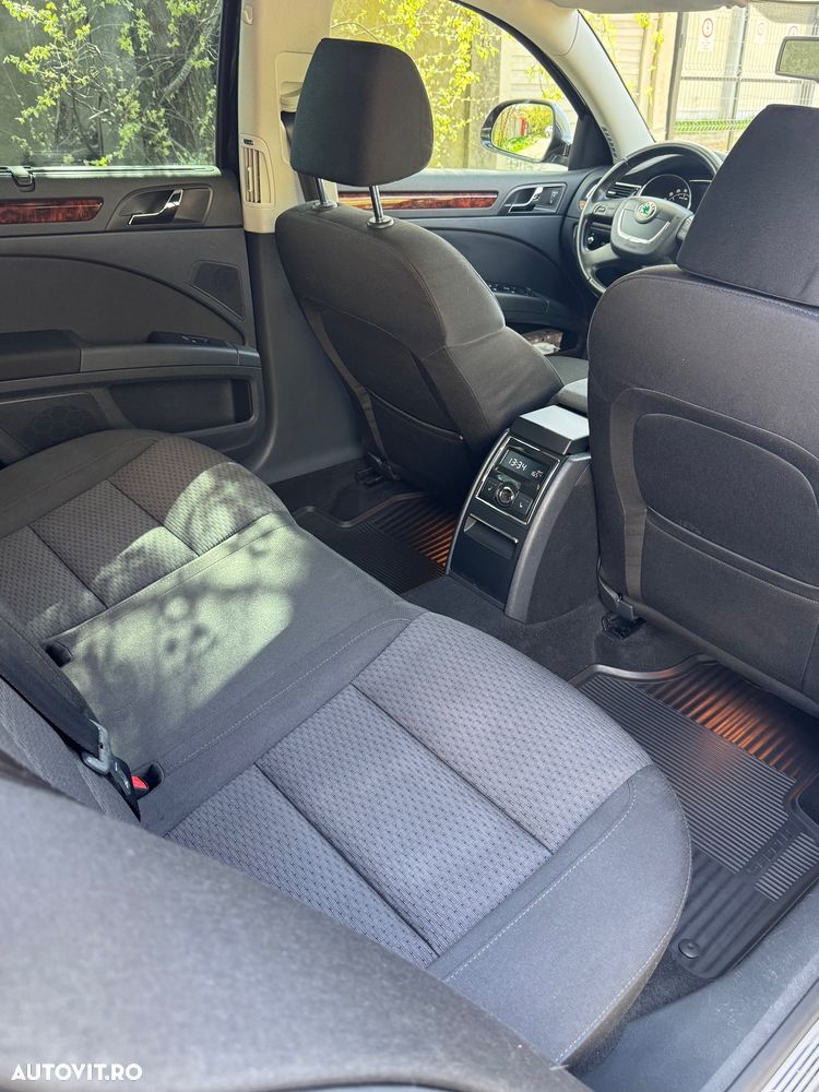 Skoda Superb 2.0 TDI Elegance 4x4 - 18