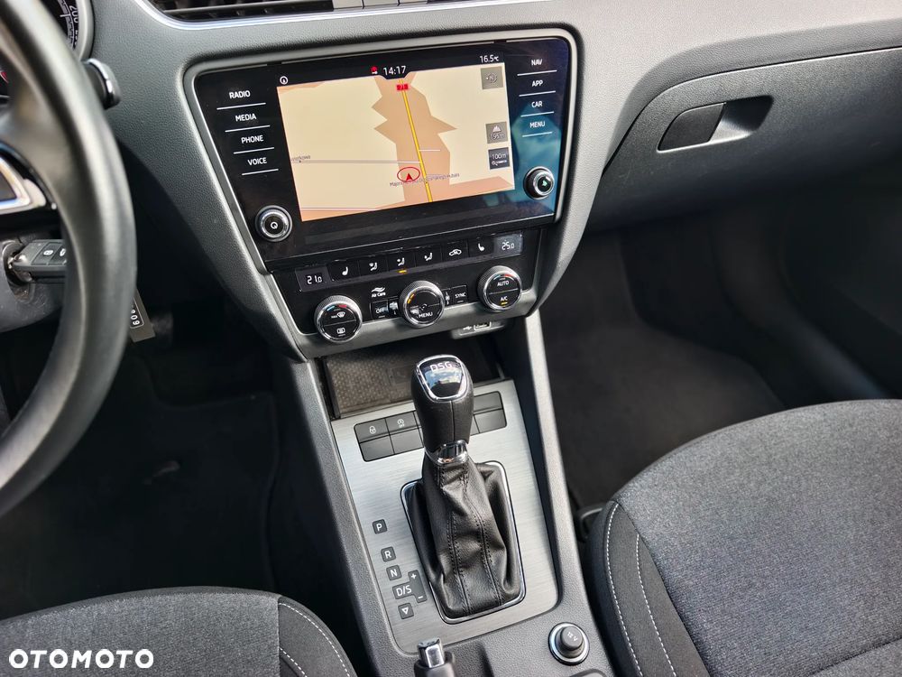 Skoda Octavia 2.0 TDI DSG Soleil - 16