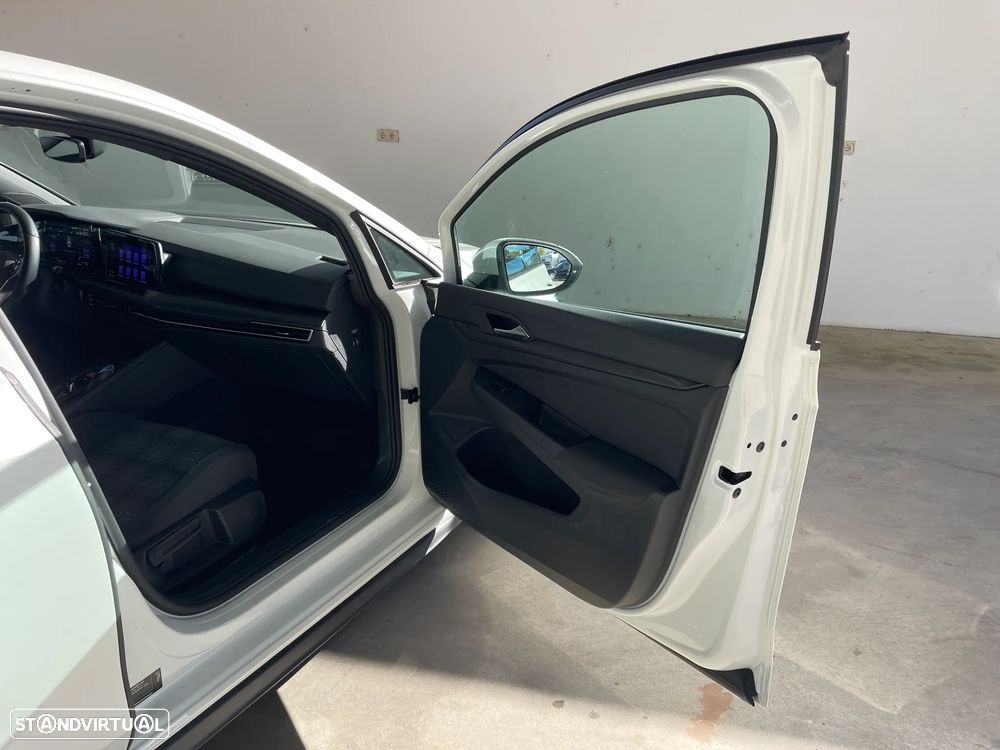 VW Golf 1.4 TSI GTE+ DSG - 23