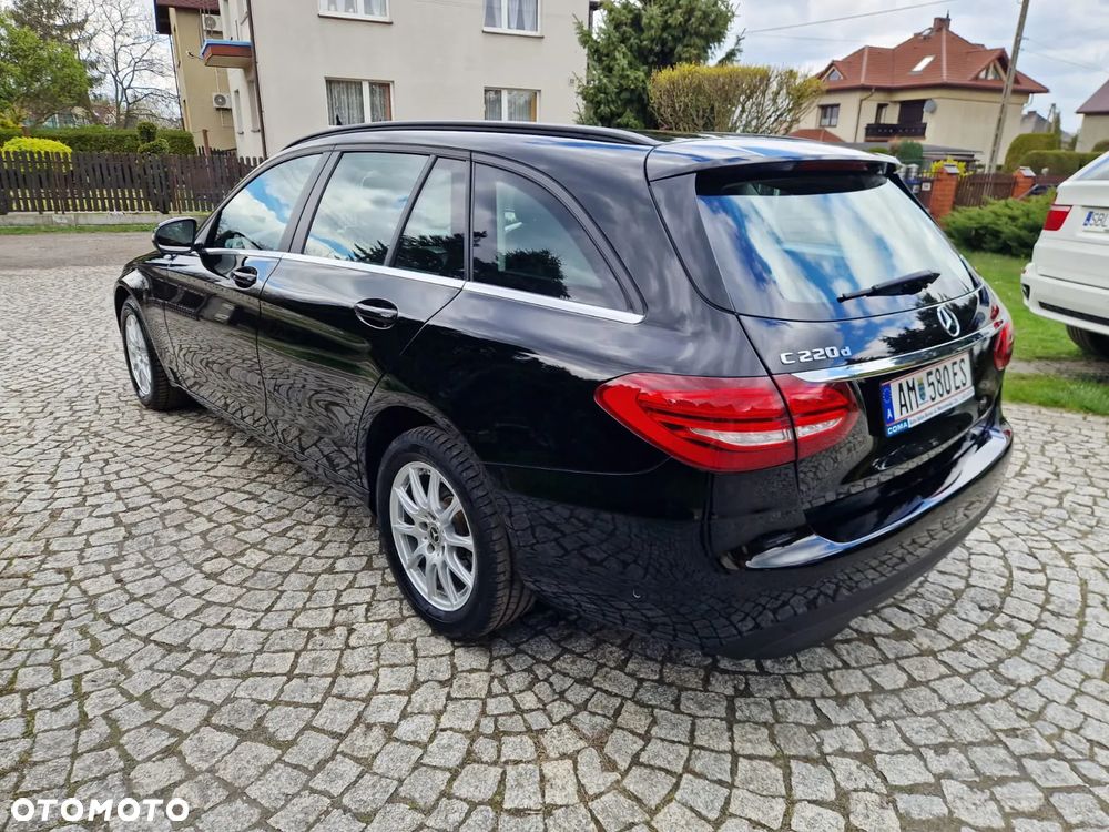 Mercedes-Benz Klasa C 220 CDI DPF Automatik BlueEFFICIENCY Elegance - 12