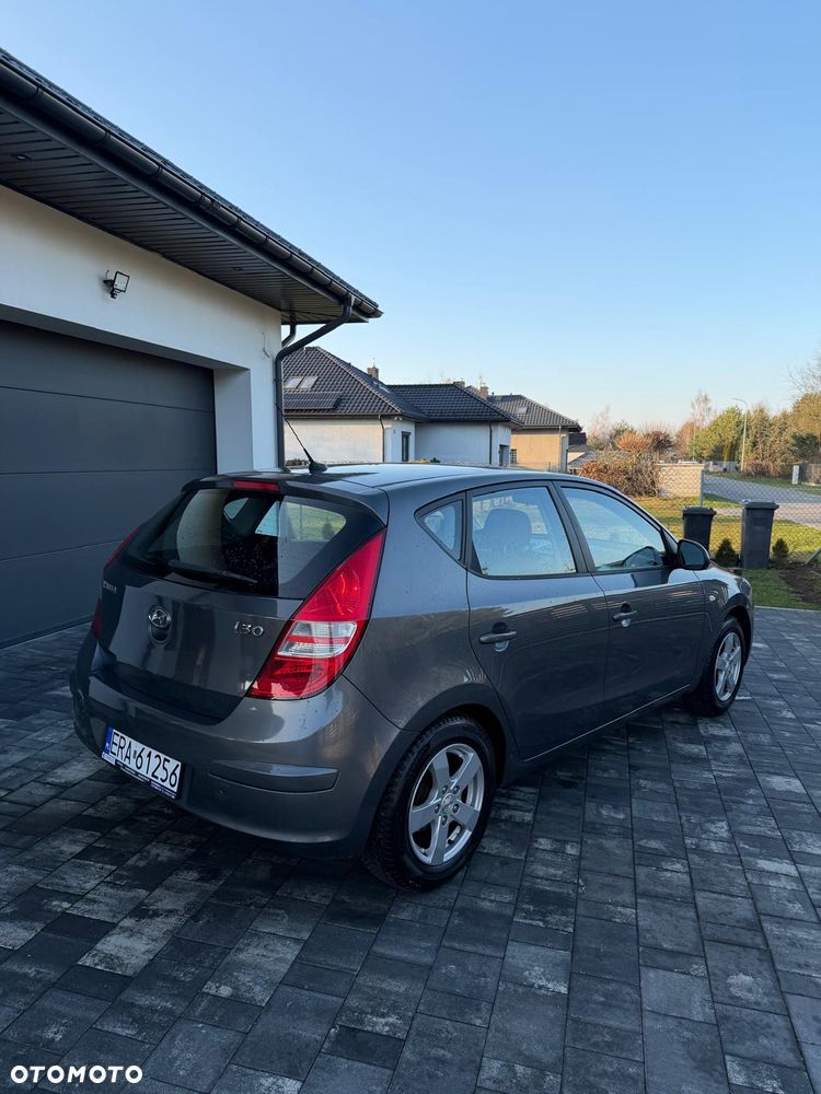 Hyundai i30 1.6 blue Comfort - 4