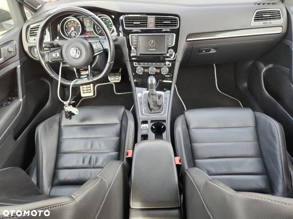 Volkswagen Golf R 4Motion (BlueMotion Technology) - 6