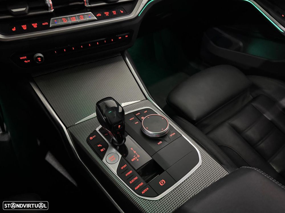 BMW 330 e Pack M Auto - 26