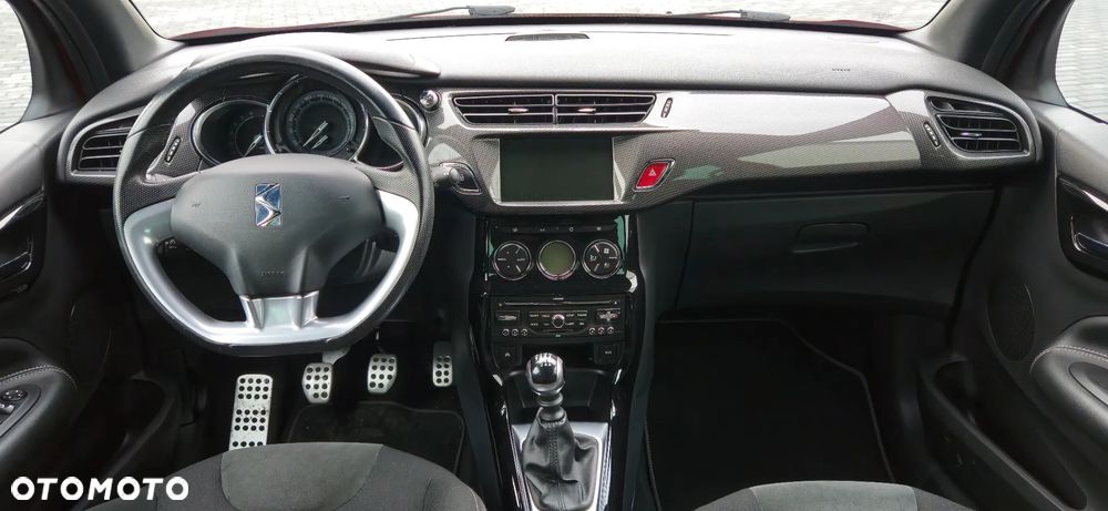 Citroën DS3 1.6 THP SportChic - 10