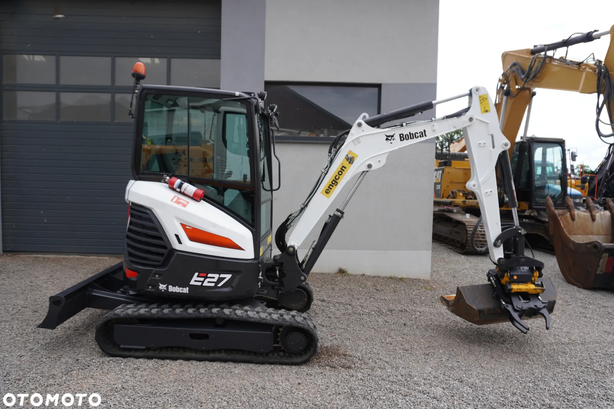 Bobcat E 27 Rototilt / Szczypce / - 10