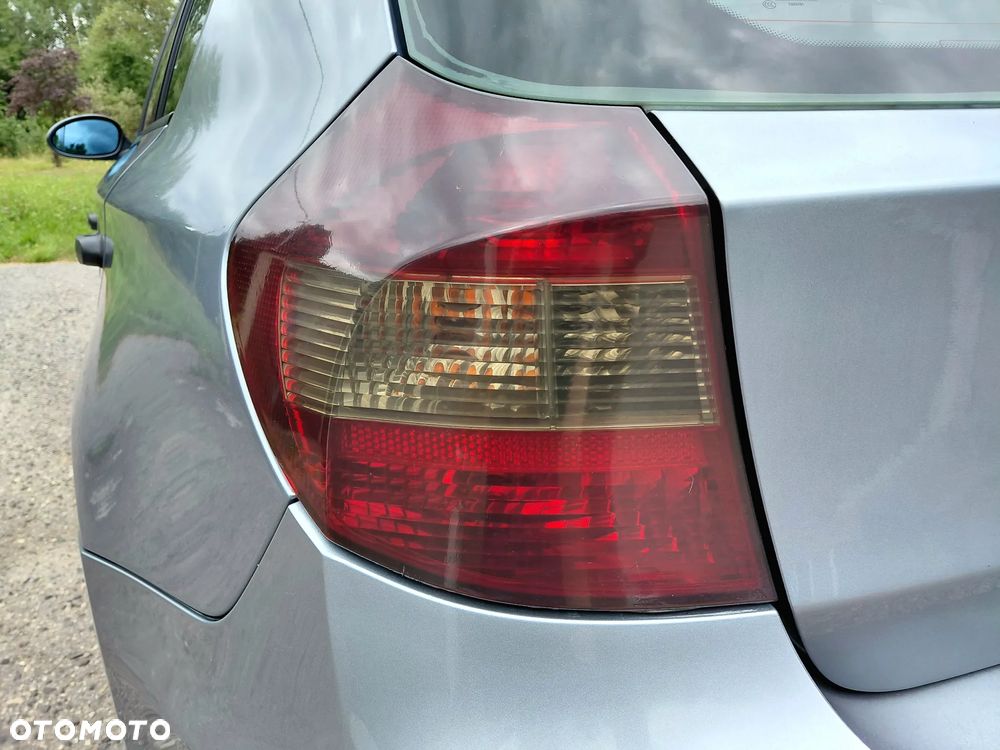 BMW Seria 1 - 38