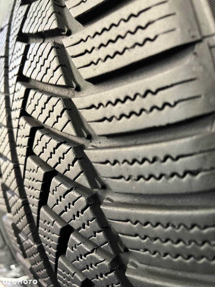 Continental 215 40 18 89 V XL TS850P 2szt. - 4