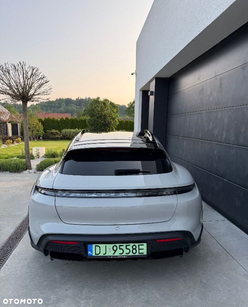 Porsche Taycan 4S Cross Turismo - 4