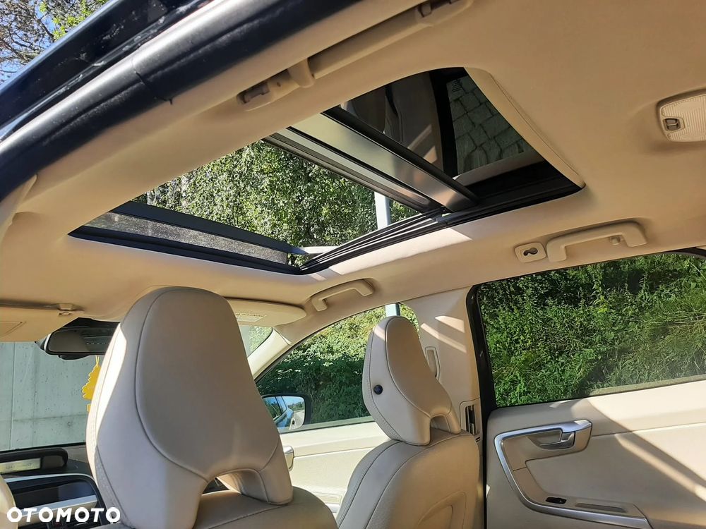 Volvo XC 60 T6 AWD Summum - 33