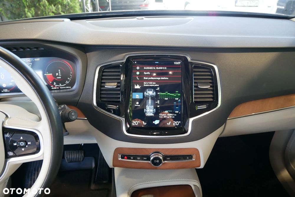 Volvo XC 90 T8 AWD Plug-In Hybrid Inscription 6os - 23