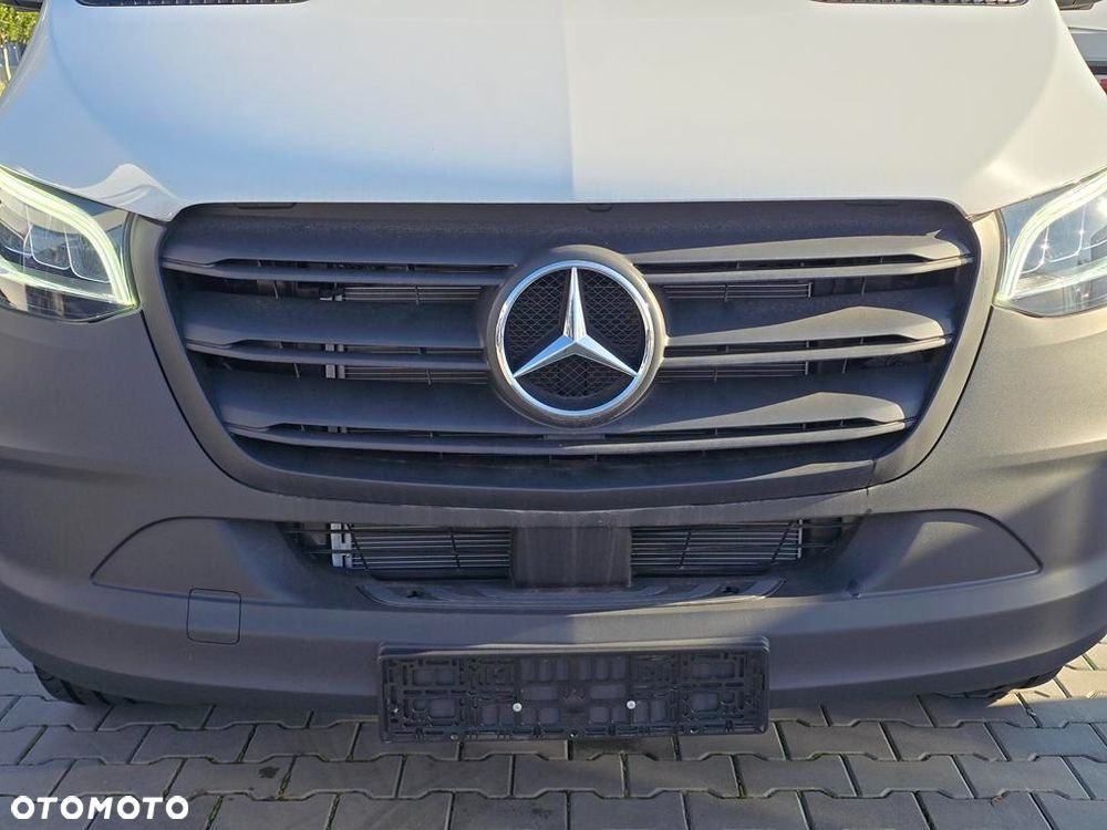 Mercedes-Benz Sprinter 317 CDI Long PRO 9G-Tronic - 27