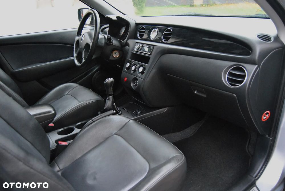 Mitsubishi Outlander 2.0 4WD Invite - 7