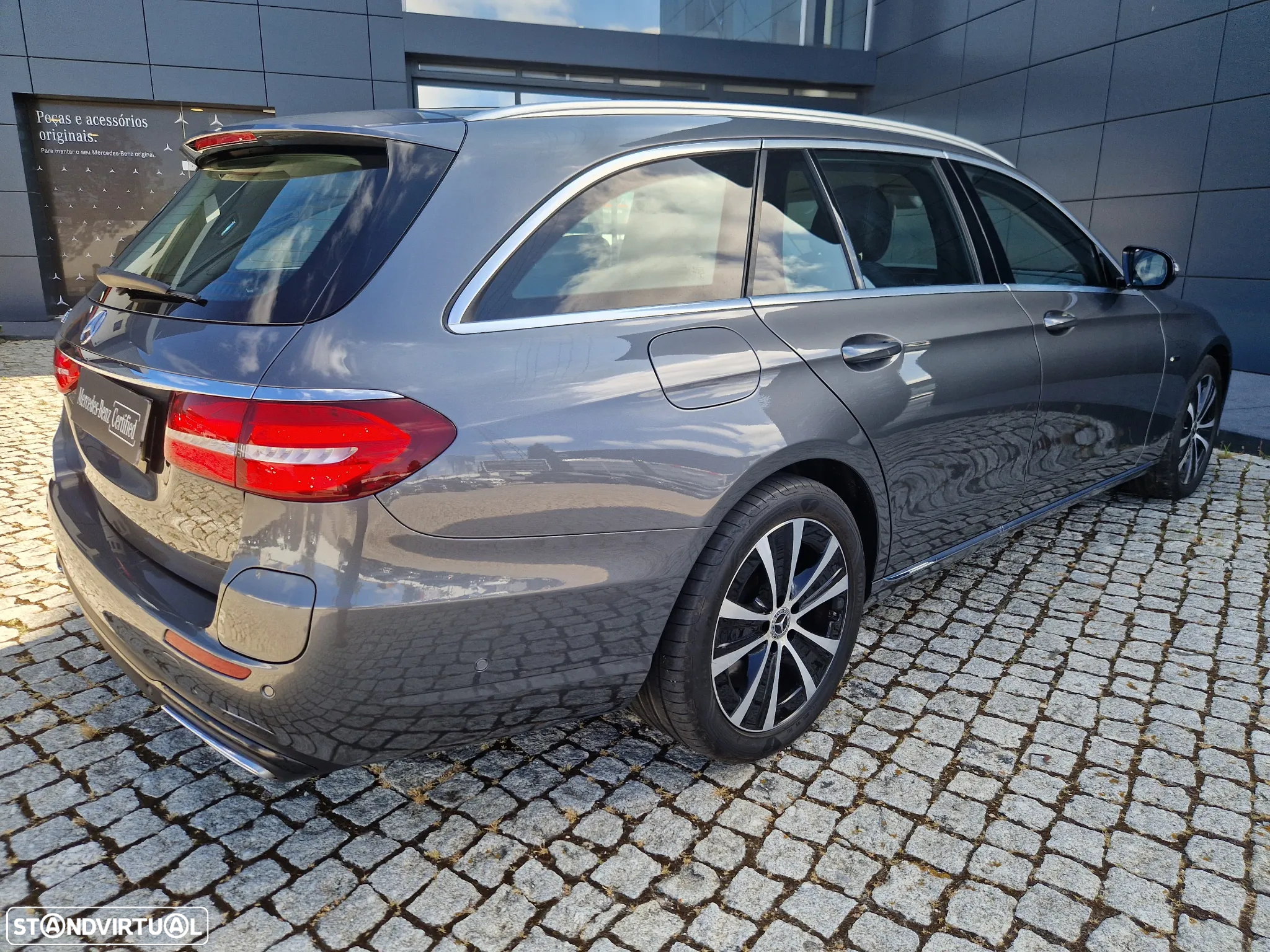 Mercedes-Benz E 300 de Avantgarde - 4