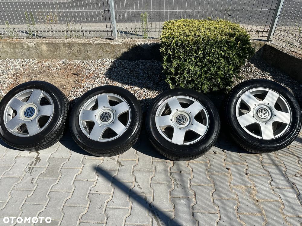 Volkswagen Polo 1.2 TSI Comfortline - 26