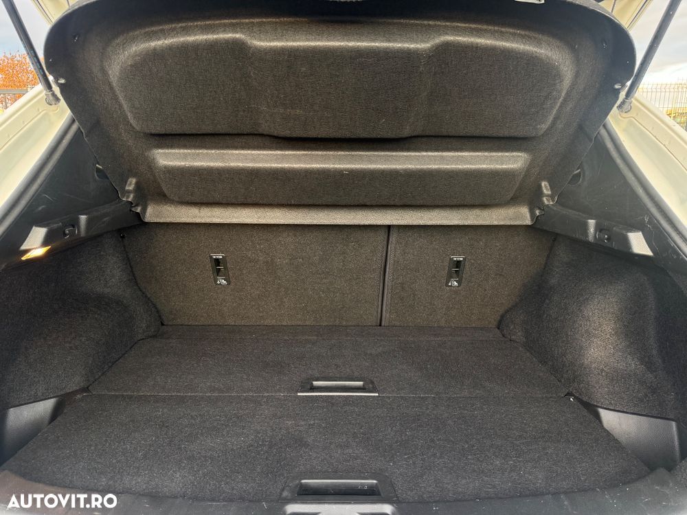 Nissan Qashqai 1.5 DCI N-Connecta - 17