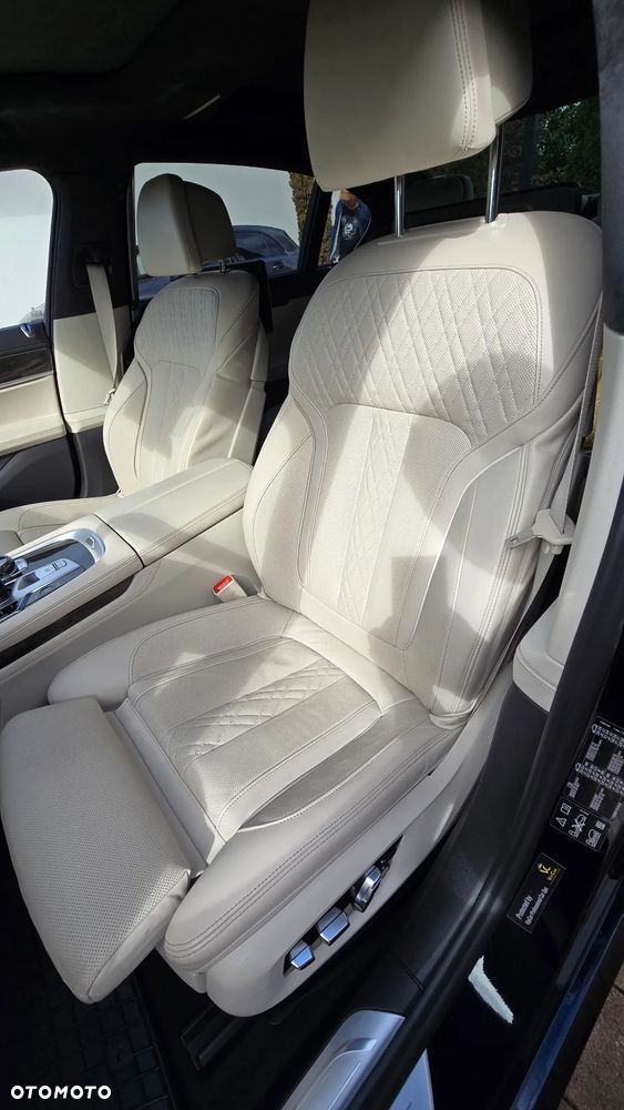 BMW Seria 7 750Ld xDrive - 14