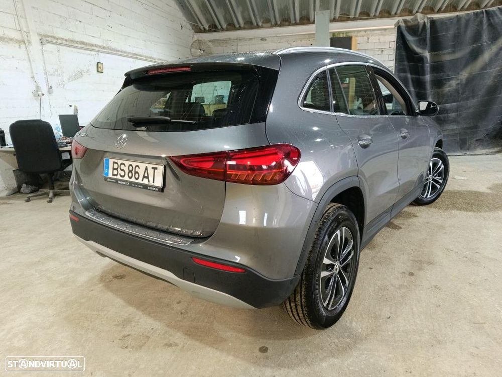 Mercedes-Benz GLA 180 d - 3