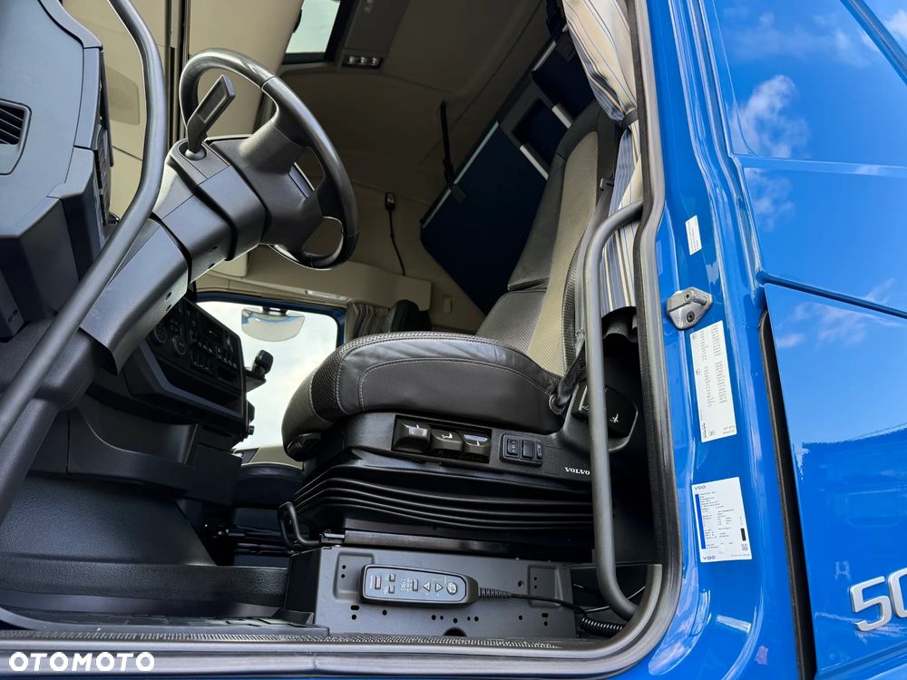 Volvo FH 500/EURO6/PODUSZKA P+T/SKÓRY/NAVI/FULL LED/ - 25