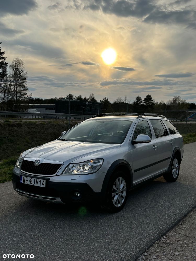 Skoda Octavia Scout 1.8 TSI - 1