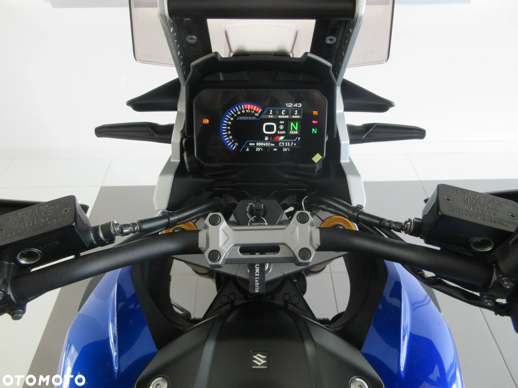 Suzuki V-STROM - 7
