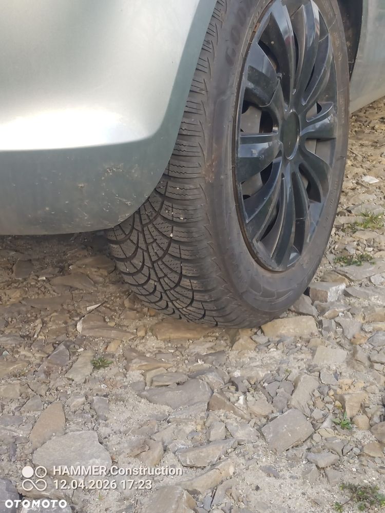 Opel Corsa 1.4 16V Energy - 8