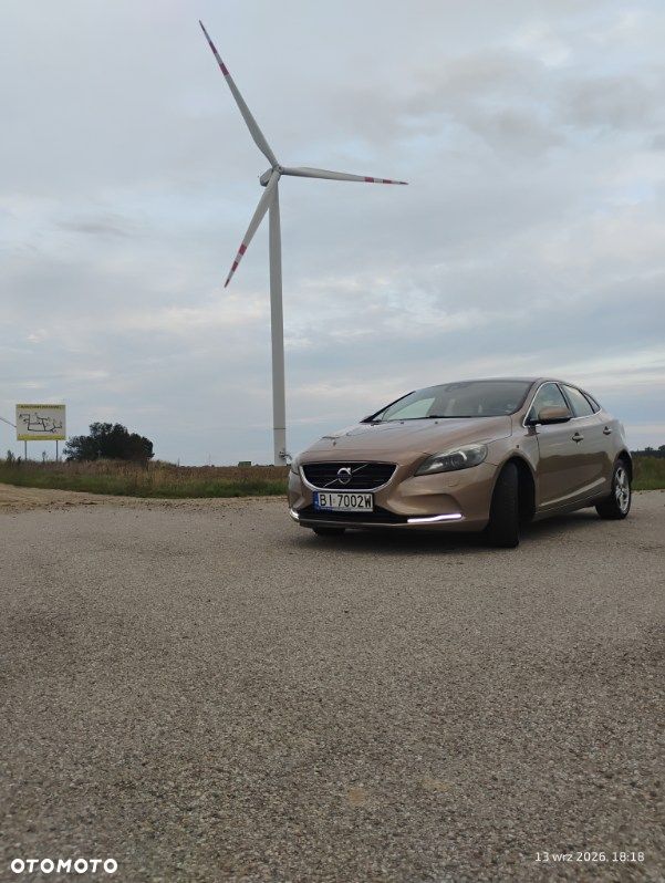 Volvo V40 D3 Momentum - 2