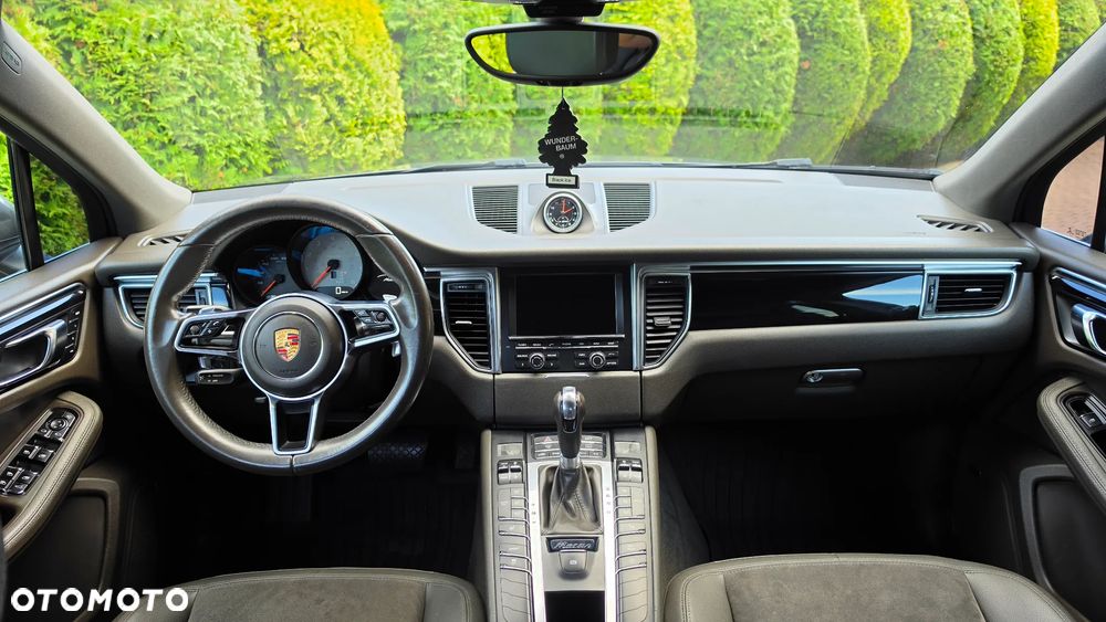 Porsche Macan - 22