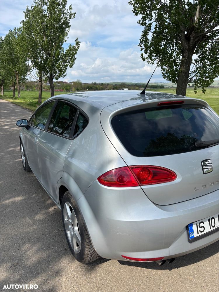 Seat Leon 2.0 TDI DSG Stylance - 5