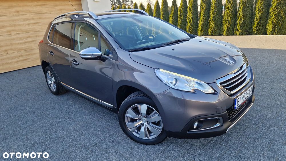 Peugeot 2008 1.6 BlueHDi Allure S&S - 22