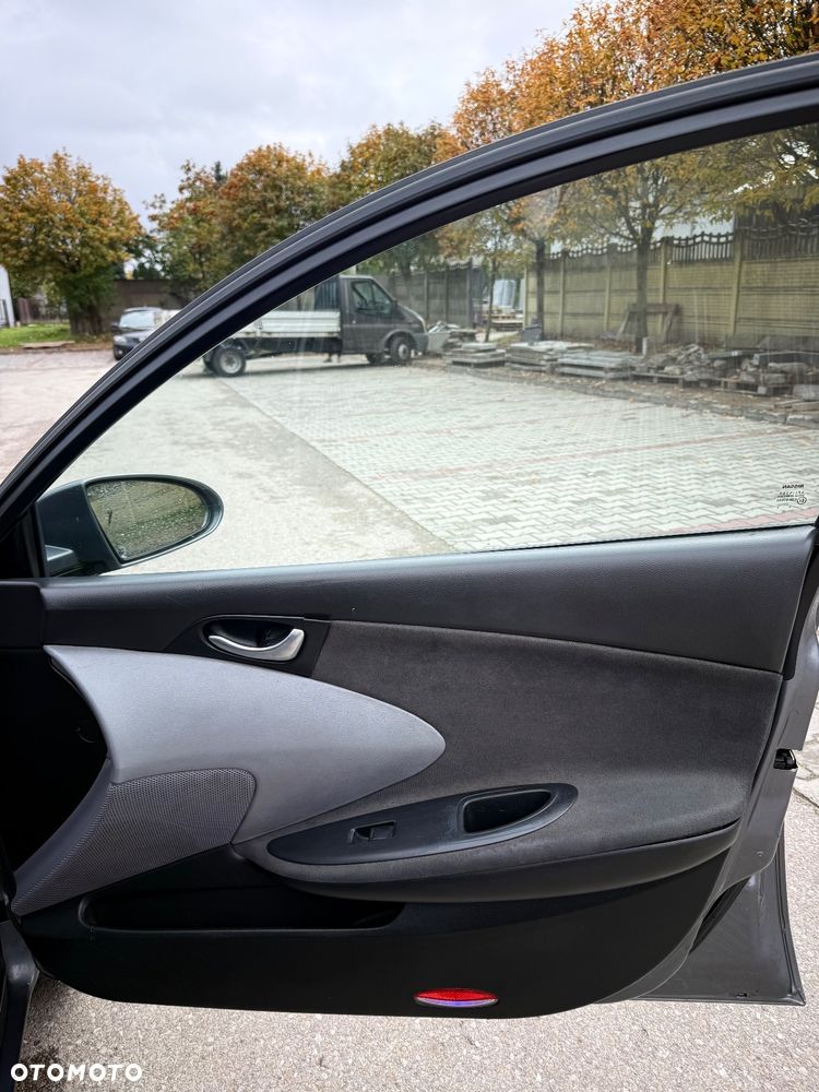 Nissan Primera - 18