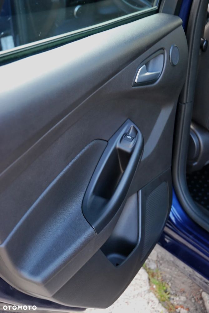 Ford Focus - 14