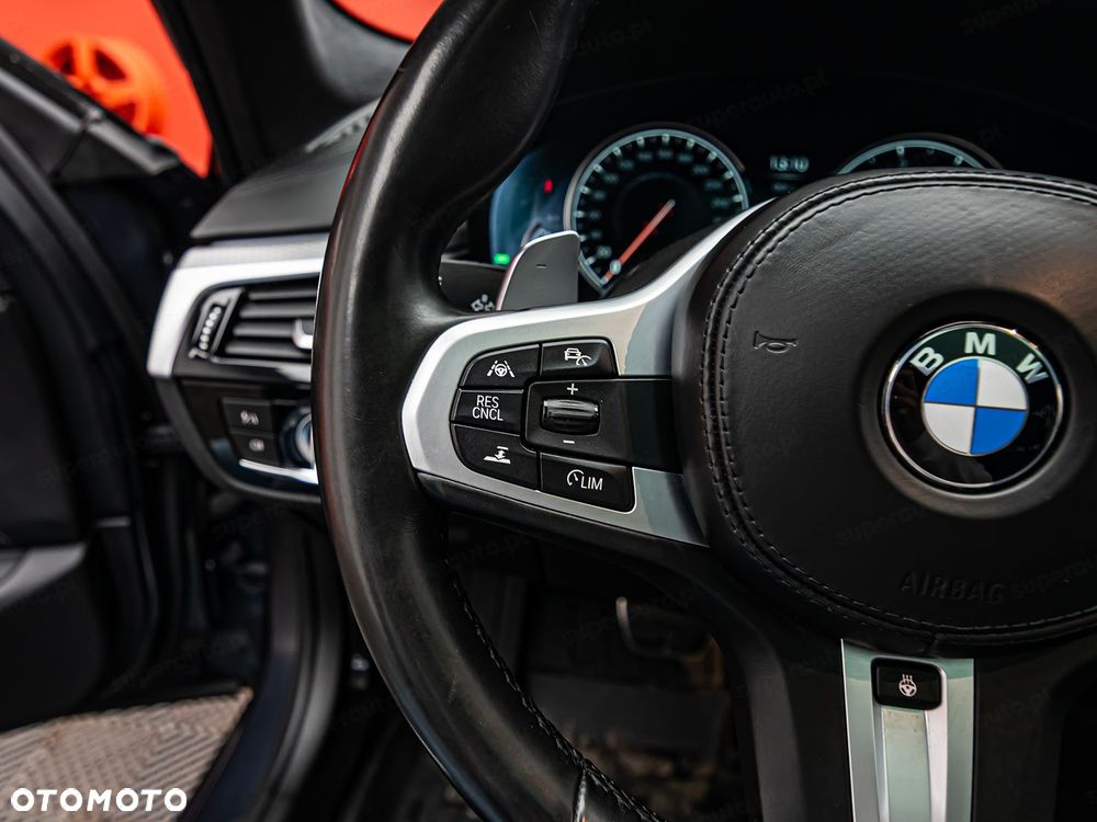BMW Seria 5 - 16