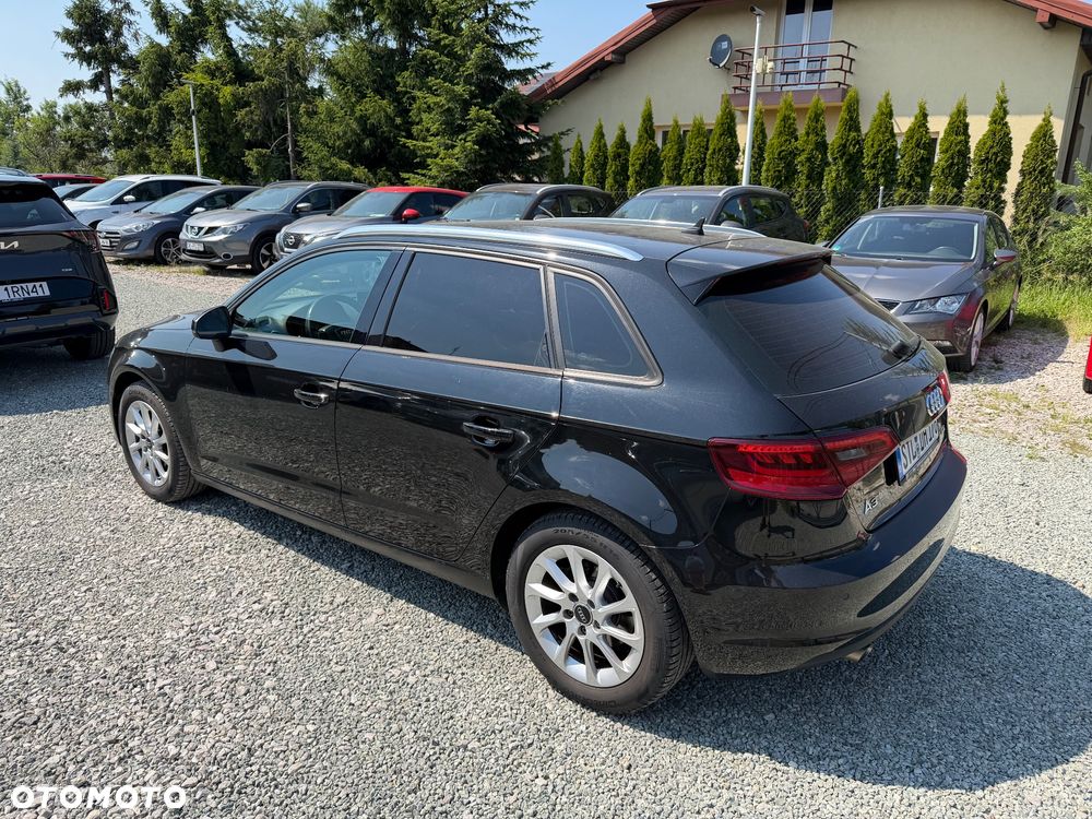 Audi A3 Sportback 1.6 TDI (clean diesel) Attraction - 17