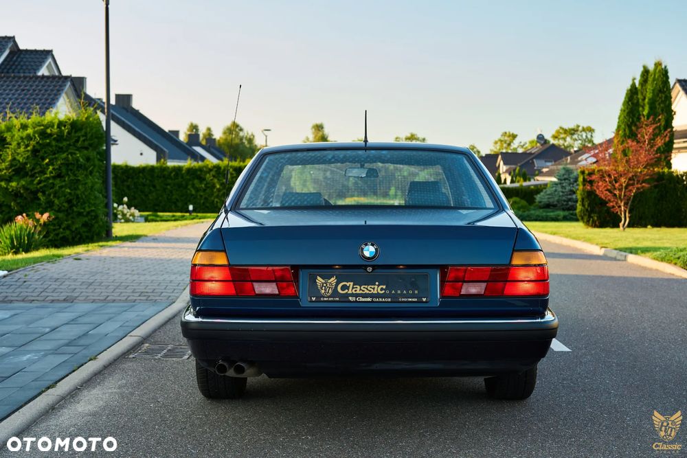 BMW Seria 7 - 10