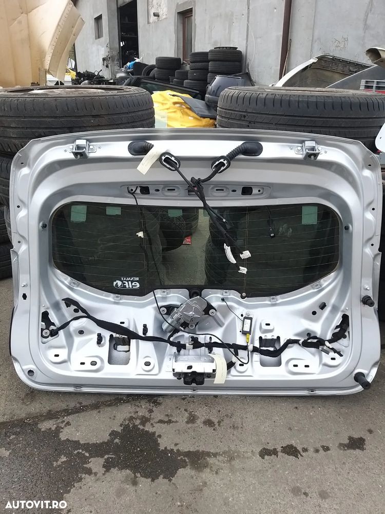 Haion pentru Renault Clio 5 din 2022 - 2