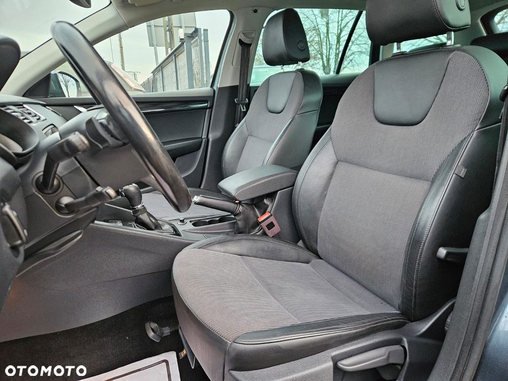 Skoda Octavia ver-2-0-tdi-dsg-exclusive - 11