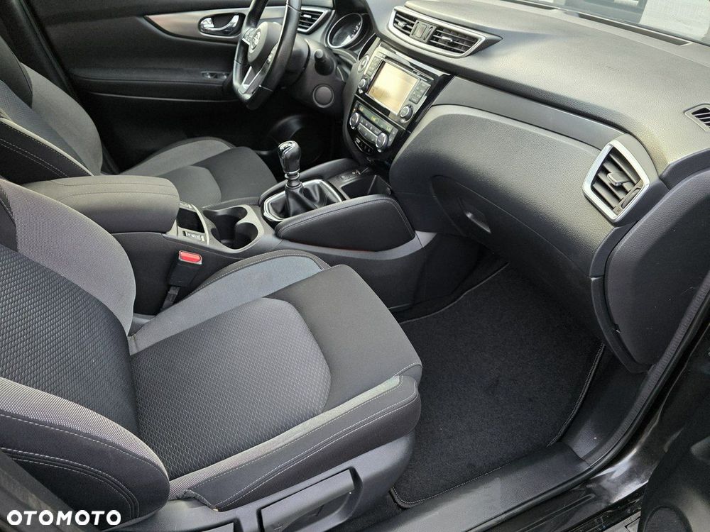 Nissan Qashqai - 14