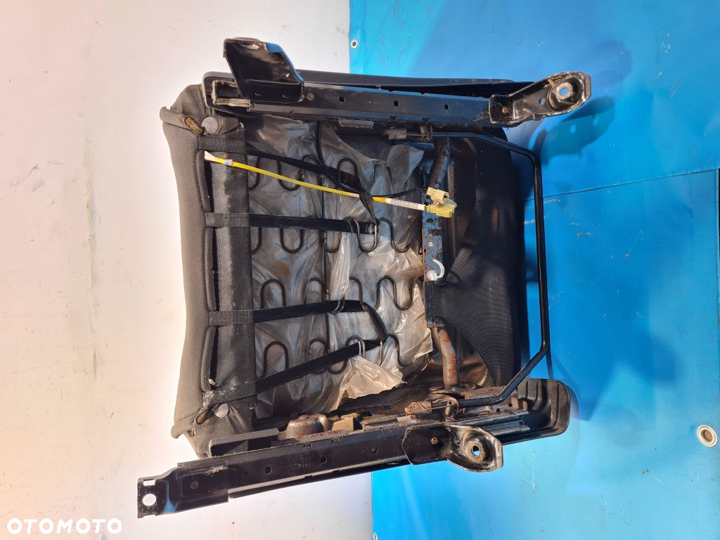 FOTEL KIEROWCY DAIHATSU MATERIA - 6