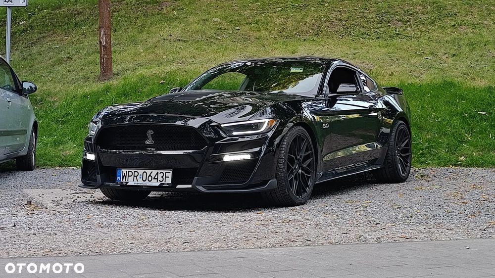 Ford Mustang 5.0 V8 GT - 1