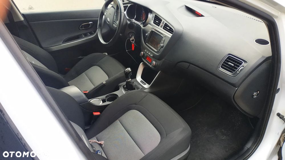 Kia Ceed - 2