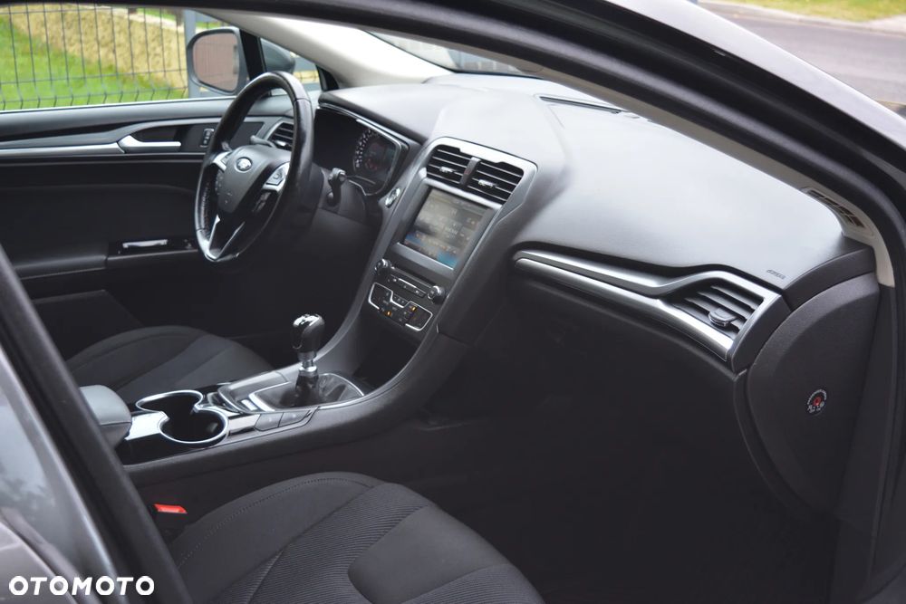 Ford Mondeo 2.0 TDCi STart-Stopp Titanium - 10